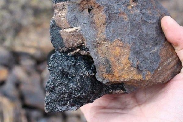 خاک آهن چیست؟